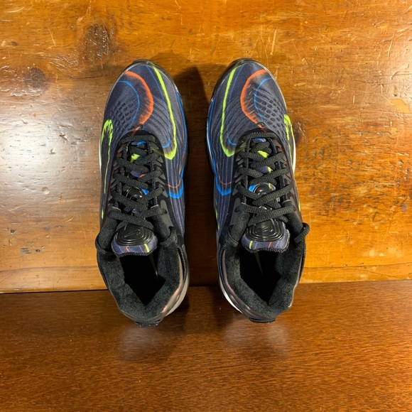 womens air max deluxe